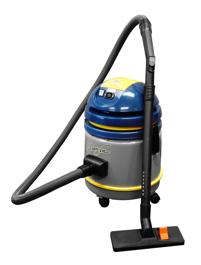 Aspirateur commercial Johnny Vac - capacité de 15 L (4 gal) - accessoires et sac en papier inclus - prise électrique intégrée - moteur 1000 W - roues pivotantes