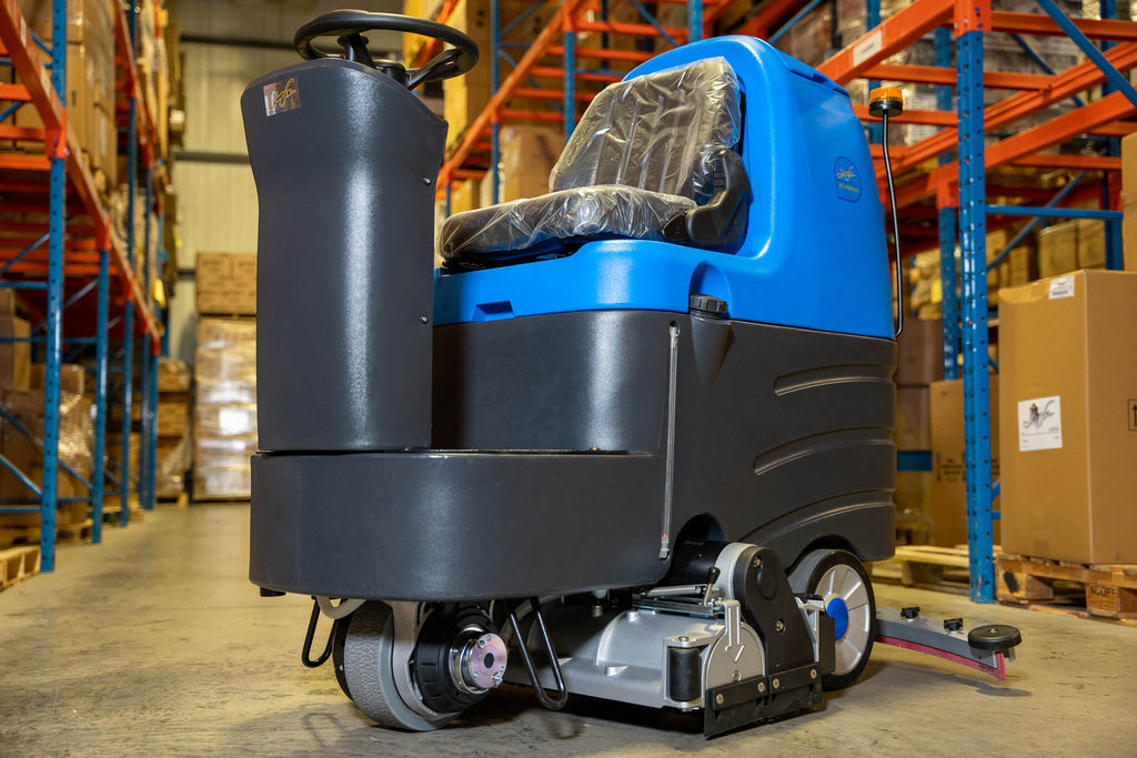 Maintenance d'une autolaveuse dans un atelier de réparation au Québec – Service d'entretien et de réparation d'autolaveuses.